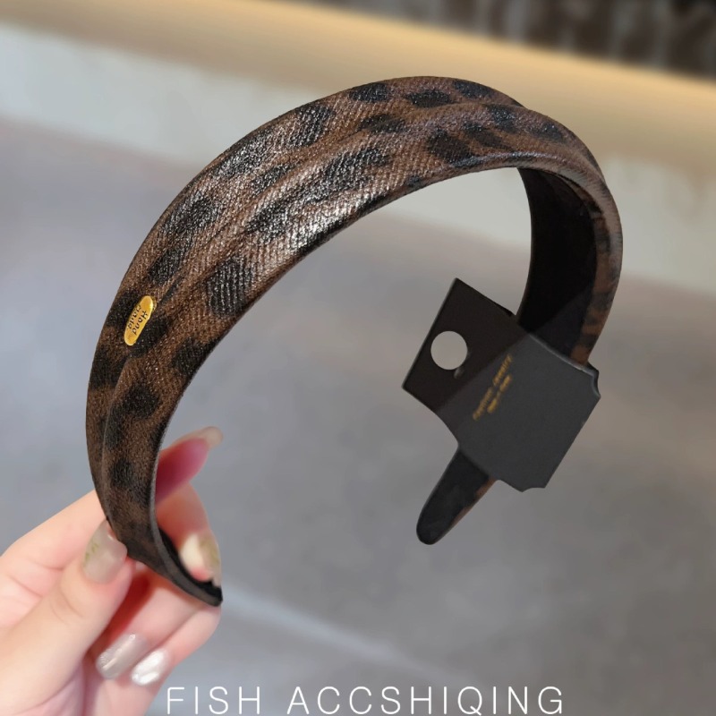 Leatherwork Pony - New autumn winter leopard print leather