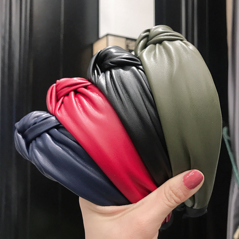 New Fashion Solid Colors Hair  - Leatherwork Pony recension och pris